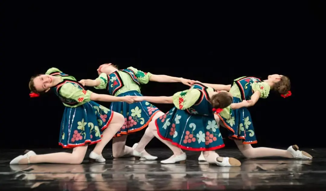 Danse le Caractère