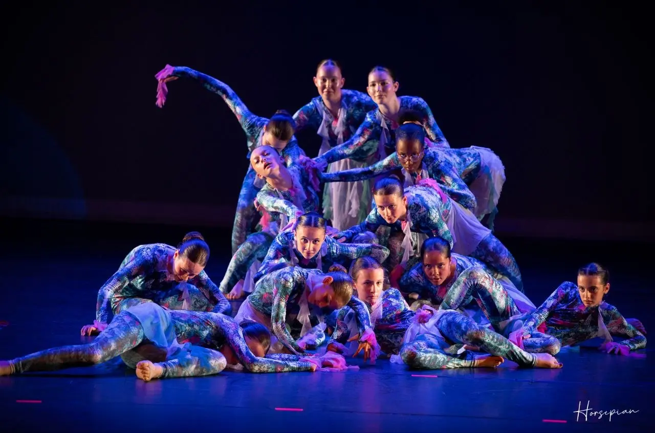 Spectacle ADOS et SENS - École de danse Elina Lohner, juin 2026